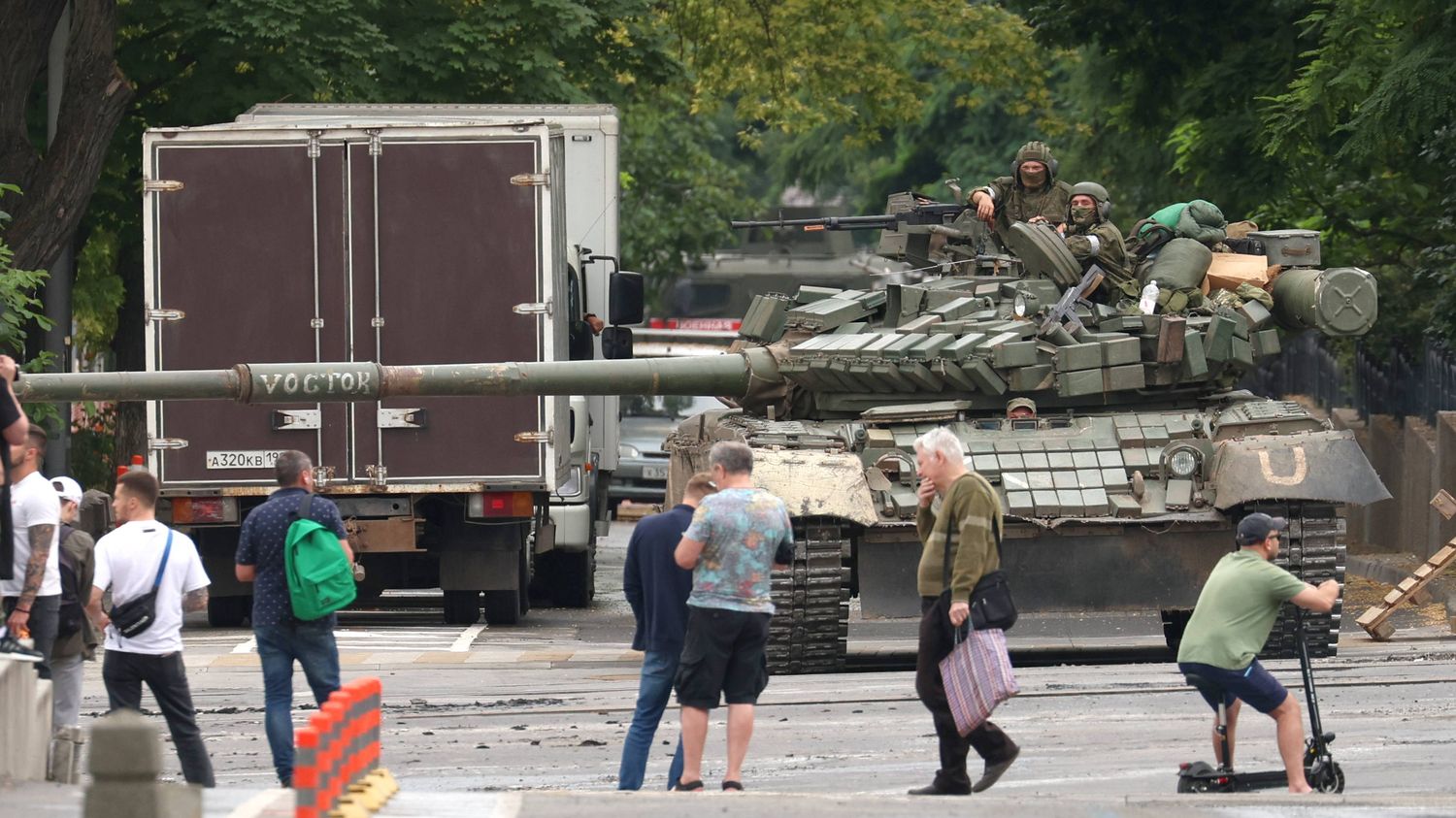 Residents of the Lipetsk region were urged to stay at home after an armed uprising launched by leader Wagner