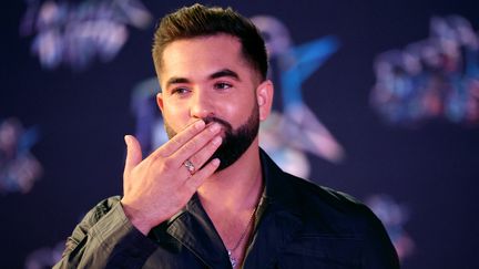 Le chanteur Kendji Girac, à l'occasion de la 25ème cérémonie des NRJ Music Awards 2023. (VALERY HACHE / AFP)