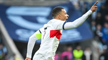 Le star du PSG, Kylian Mbappé, a ouvert le score contre Le Havre à l'occasion de la 14e journée de Ligue 1, le 3 décembre 2023. (MATTHIEU MIRVILLE / AFP)