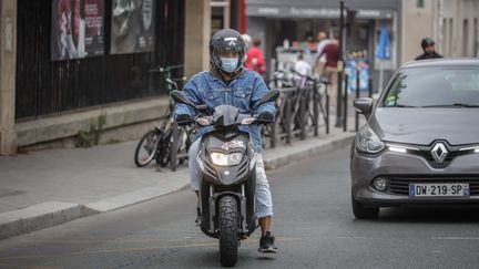 Image d'illustration dans les rues de Paris, en août 2020. (MAXPPP)