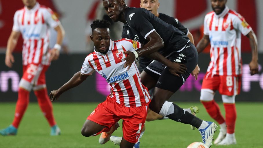 Etoile Rouge Belgrade Monaco Lasm Simpose Dans La Douleur Pour Son Premier Match De Ligue Europa 