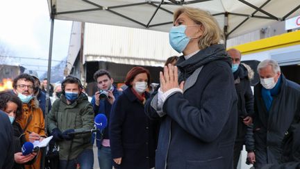 Valérie Pécresse&nbsp;sur le site de FerroPem à La Léchère (Savoie), le 9 décembre 2021. (SYLVAIN MUSCIO / MAXPPP)