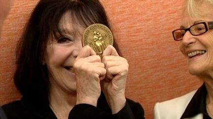 Juliette Gréco reçoit la médaille de citoyenne d&#039;honneur de la ville de Montpellier
 (France3/Culturebox)