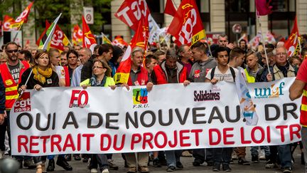 Des manifestants contre la loi Travail le 19 mai 2016 à Lille (Nord). (PHILIPPE HUGUEN / AFP)