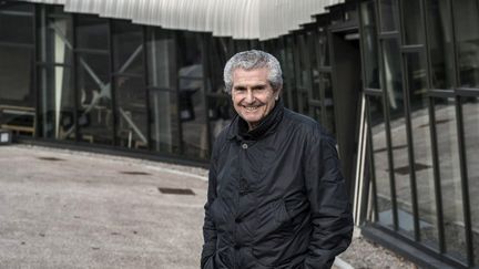 Claude Lelouch devant ses "Ateliers du Cinéma" à Beaune
 (JEAN-PHILIPPE KSIAZEK / AFP)