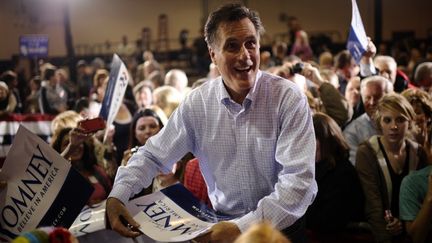 Le candidat &agrave; la primaire r&eacute;publicaine Mitt Romney lors d'un meeting &agrave; Irmo, en Caroline du Sud (Etats-Unis), le 18 janvier 2012. (EMMANUEL DUNAND / AFP)