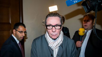 Le Français, Jean-Claude Arnault arrive devant la cour de Stockholm, le 19 septembre 2018. (JONATHAN NACKSTRAND / AFP)