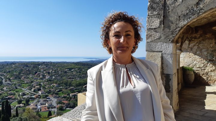 Julie Charles, maire de Saint-Jeannet (Alpes-Maritimes). Mai 2023 (SOLENNE LE HEN / FRANCEINFO / RADIO FRANCE)