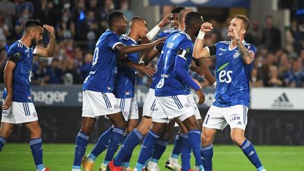 Les Strasbourgeois ont dominé sans difficulté le FC Metz lors du derby de l'Est, vendredi 17 septembre 2021. (FREDERICK FLORIN / AFP)