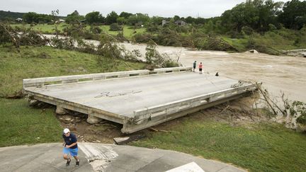 Etats-Unis : le Texas et l'Oklahoma dévastés par des inondations.