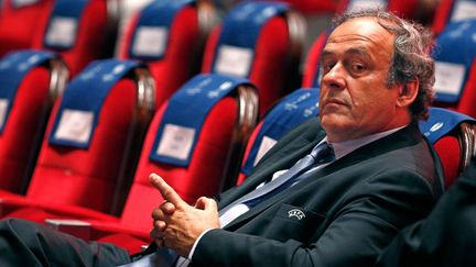 &nbsp; (Michel Platini évoque un contrat "d'homme à homme" avec Blatter © REUTERS/Eric Gaillard)