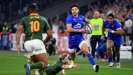 Romain Ntamack lors du match entre la France et l'Afrique du Sud, le 12 novembre 2022 à Marseille. (SYLVAIN THOMAS / AFP)