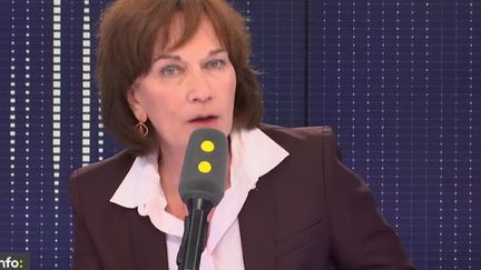 Laurence Rossignol, sénatrice PS, réélue dimanche,&nbsp;invitée de franceinfo le lundi 25 septembre. (RADIO FRANCE / FRANCEINFO)