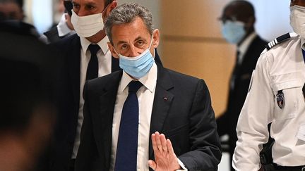 Nicolas Sarkozy, au&nbsp;tribunal correctionnel de Paris, lundi 1er mars 2021. (ANNE-CHRISTINE POUJOULAT / AFP)