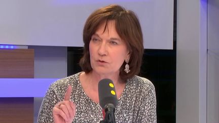 Laurence Rossignol, sénatrice PS de l’Oise, ancien ministre des Familles, de l’enfance et des droits des femmes, était l'invité de franceinfo lundi 5 février 2018. (FRANCEINFO)