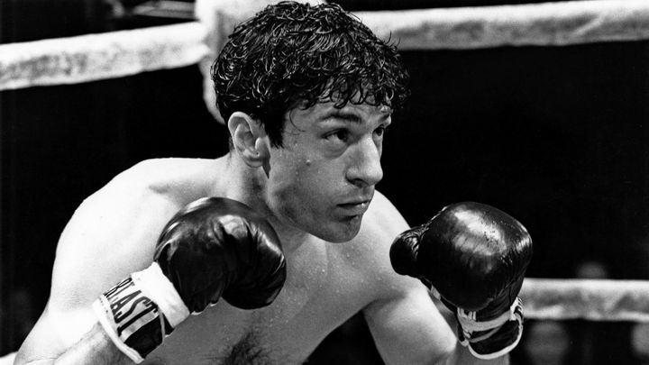 Robert De Niro dans la peau du boxeur Jake LaMotta dans Raging Bull de Martin Scorsese (1980)
 (United Artists)