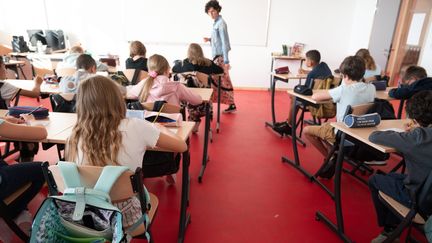 Une classe de 6e dans un collège le jour de la rentrée scolaire. Photo d'illustration. (DAVID ADEMAS / OUEST-FRANCE / MAXPPP)