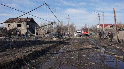 Une maison détruite à Donetsk, le 11 février 2023. (SERGEY BATURIN / SPUTNIK / SIPA)