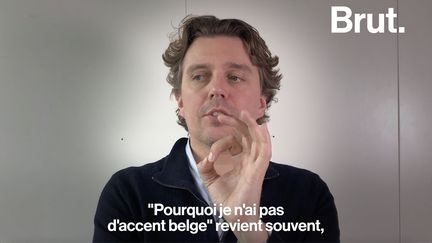 L'acteur et humoriste Alex Vizorek est agacé par certaines questions qui reviennent sans cesse. Il a décidé de les commenter. &nbsp; (BRUT)