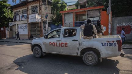 Une voiture de police à Port-au-Prince (Haïti), le 18 octobre 2021. (RICHARD PIERRIN / AFP)