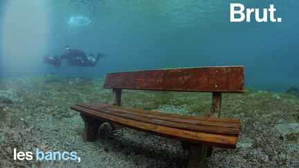 Situé en Autriche, au pied de la chaîne des Alpes, ce parc naturel de 4 kilomètres carrés, bordé d'un grand massif calcaire, se transforme en lac éphémère entre les mois de mai et d'octobre.