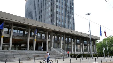 Mairie de Grenoble, le 26&nbsp;avril 2011. (JEAN-PIERRE CLATOT / AFP)