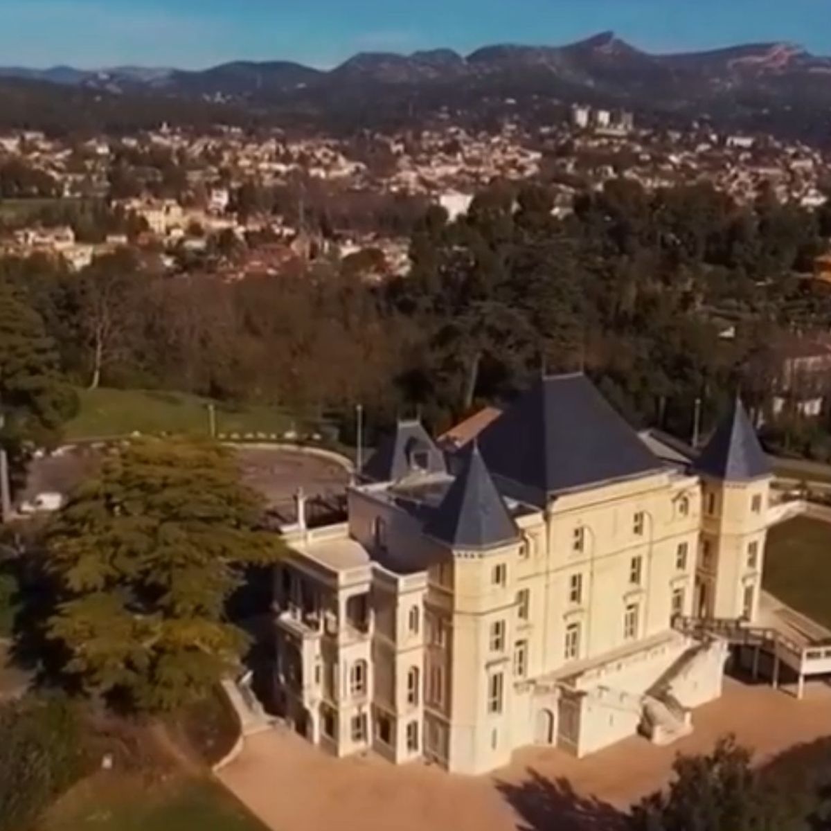 Le Chateau De La Buzine L Histoire Du Chateau De La Mere De Marcel Pagnol