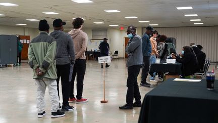 Des électeurs votent à Atlanta (Géorgie) par anticipation pour l'élection présidentielle, le 15 octobre 2024. (MEGAN VARNER / GETTY IMAGES NORTH AMERICA / AFP)