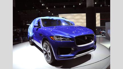 &nbsp; (Présentation du F-PACE Jaguar à Los Angeles le 18 novembre 2015 © BOB RIHA JR/EPA/MaxPPP)