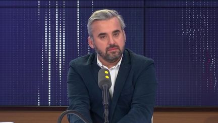 Alexis Corbière, député La France insoumise de Seine-Saint-Denis, était l'invité de franceinfo samedi 8 février. (FRANCEINFO / RADIO FRANCE)