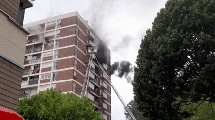 Île-Saint-Denis : les habitants en colère après l’incendie meurtrier d’un immeuble (France 3)