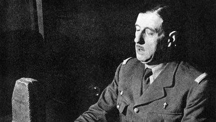 Le g&eacute;n&eacute;ral de Gaulle, le 18 juin 1940 &agrave; Londres, appelant les Fran&ccedil;ais &agrave; r&eacute;sister face &agrave; l'occupation allemande. (BBC)