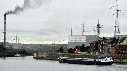 Le site d'ArcelorMittal &agrave; Li&egrave;ge (Belgique), le 18 septembre 2012. (ERIC LALMAND / BELGA)