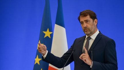 Le ministre de l'Interieur, Christophe Castaner, lors d'une conférence de presse sur le racisme et la mise en cause des forces de l'ordre, le 8 juin 2020,&nbsp;à Paris. (ISA HARSIN/SIPA)