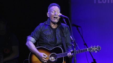 Bruce Springsteen joue au concert de charité Stand Up For Heores au Madison Square Garden de New York (Etats-Unis), le 4 novembre 2019. (GREG ALLEN/ AP/ SIPA)