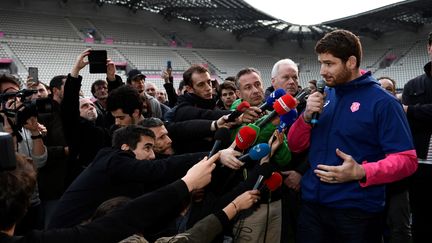 En début de semaine, Pascal Papé s'était dit prêt "à mourir les armes à la main" en réaction à l'annonce de la fusion entre le Racing 92 et le Stade Français.  (CHRISTOPHE SIMON / AFP)