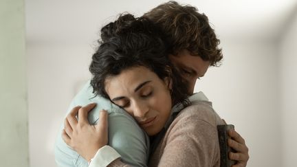 Camelia Jordana et Niels Schneider dans "Les choses qu'on dit, les choses qu'on fait" (PASCAL CHANTIER)