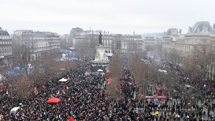 La place de la République à Paris, lieu de départ de la manifestation contre la réforme des retraites, le 19 janvier 2023 (ALAIN JOCARD / AFP)