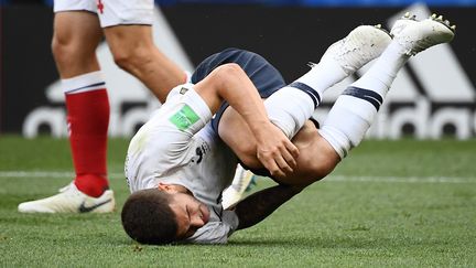 Le Français Lucas Hernandez face au Danemark le 26 juin 2018 à Moscou (Russie). (JEWEL SAMAD / AFP)