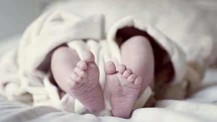 &nbsp; (Un bébé est considéré de petit poids lorsqu'il pèse moins de deux kilos et demi à la naissance © MaxPPP)