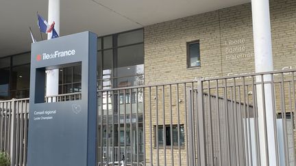 Le lycée Samuel de Champlain, à Chennevières-sur-Marne, est passé en distanciel depuis le 18 octobre 2023. (MORGANE HEUCLIN-REFFAIT / RADIOFRANCE)