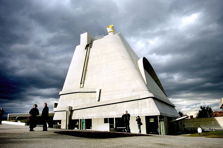 Eglise Saint-Pierre de Firminy, dessinée par Le Corbusier
 (JEFF PACHOUD / AFP)