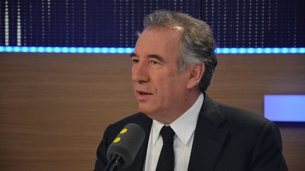 François Bayrou sur franceinfo le 23 novembre 2016. (JEAN-CHRISTOPHE BOURDILLAT / FRANCE-INFO)