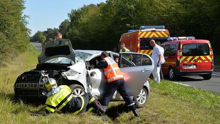 En cas de panne ou d'accident savoir rester calme et avoir le bon geste. (FRANCEINFOTV)