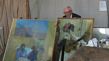 Jacques Truphémus dans son atelier lyonnais.
 (Capture d&#039;écran France 3 Rhône-Alpes )