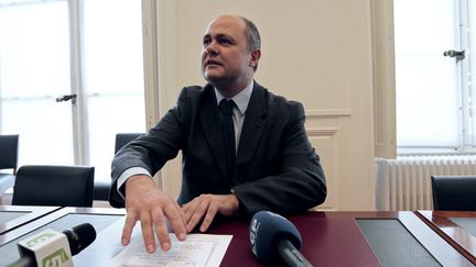 Le député PS Bruno Le Roux, tient une conférence de presse à l'Assemblée nationale à Paris, le 28 septembre 2010. (AFP - Jacques Demarthon)