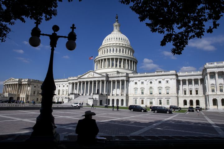 Le Capitole, qui abrite les deux chambres du Congrès américain, à Washington le 6 juin 2018. (ALEX EDELMAN / CONSOLIDATED NEWS PHOTOS / AFP)