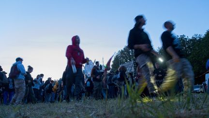 Environ 30 000 festivaliers sont réunis au teknival de Villegongis, dans l'Indre. (GUILLAUME SOUVANT / AFP)