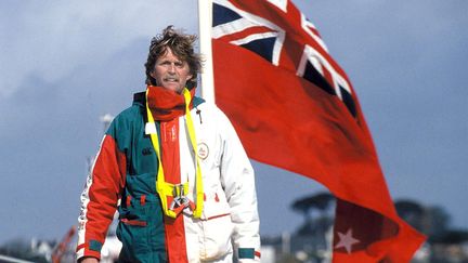 Peter Blake à Brest, après sa victoire dans le Trophée Jules Verne, le 1er avril 1994 (MAXPPP)