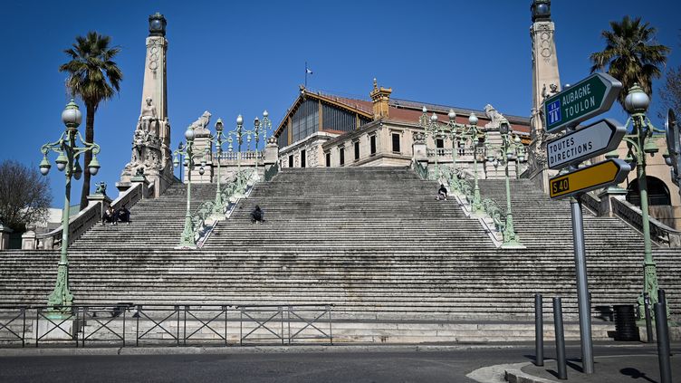 Marseille Un Policier Hors Service Retrouve Un Nouveau N Enlev Par